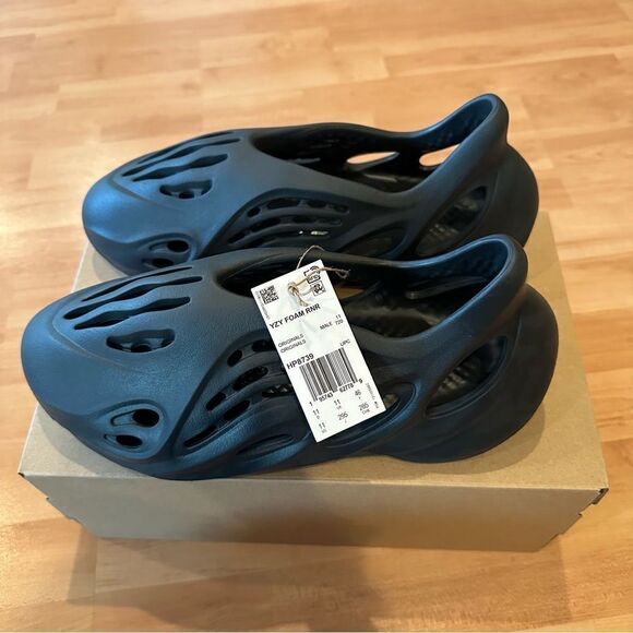 NEW 11 Yeezy Foam Runner OnyxShoes Black Adidas RNR Kanye West Slides